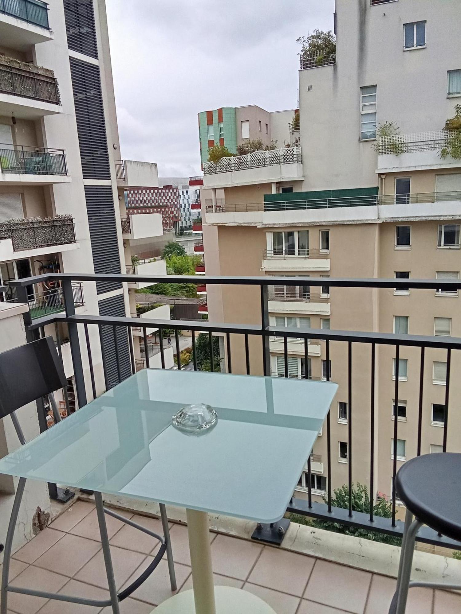 Studio Lumineux Courbevoie Kültér fotó